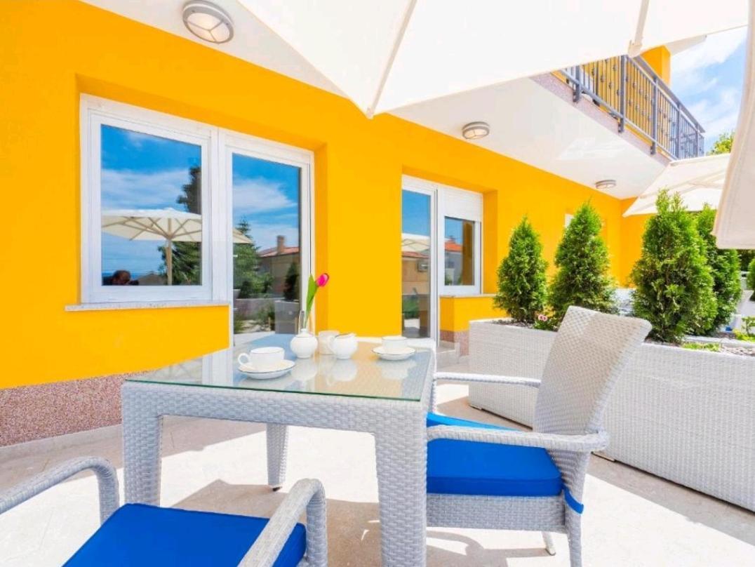 Adriatico Apartment Omisalj Exterior photo